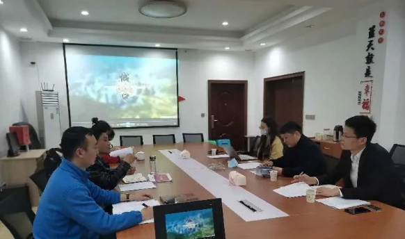 陪同獨角獸智慧文旅投資選址項目方對接考察政府園區(qū)，“招商鐵軍”永不停歇！