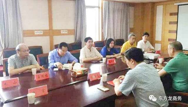 陪同通用航空投資選址項(xiàng)目方考察江蘇金湖縣,三方共同簽訂投資意向協(xié)議 陪同通用航空投資選址項(xiàng)目方考察江蘇金湖縣,三方共同簽訂投資意向協(xié)議