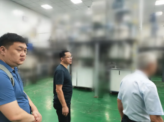 攻克國內(nèi)生產(chǎn)技術難題！江蘇某地方政府成功對接考察高端醫(yī)療耗材擴建投資選址項目企業(yè)