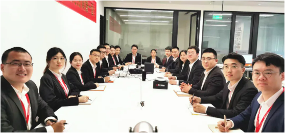 東方龍商務(wù)集團(tuán)成功舉行2021年度高管述職暨360考核測(cè)評(píng)會(huì)議