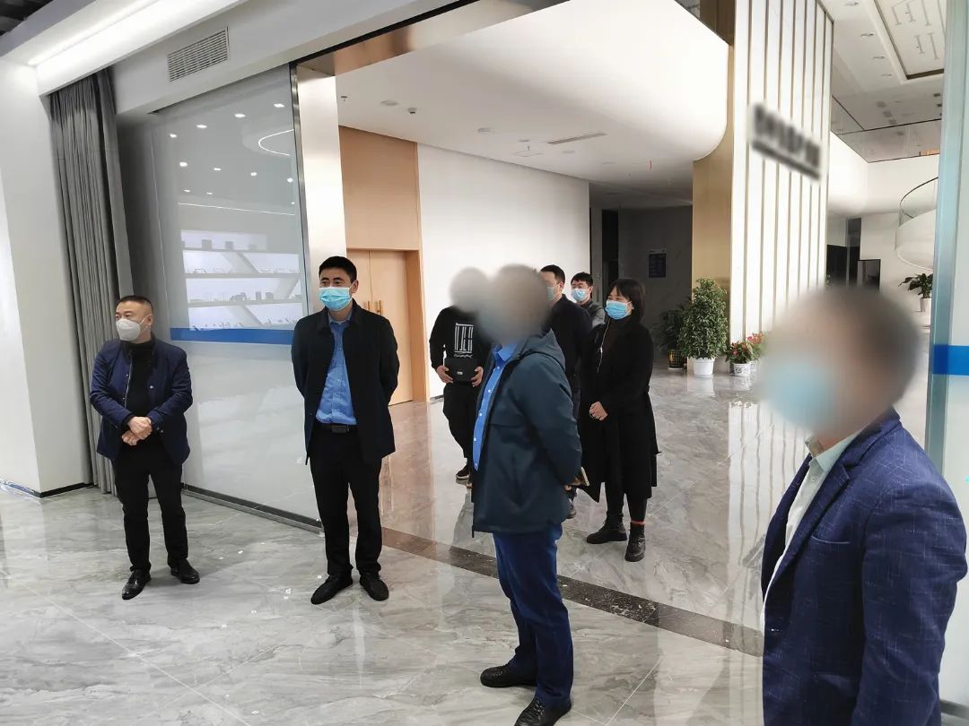 大批知名品牌長期供應(yīng)商！大型儲能電池及電芯擴(kuò)建投資選址項目實(shí)地考察四川某地方政府