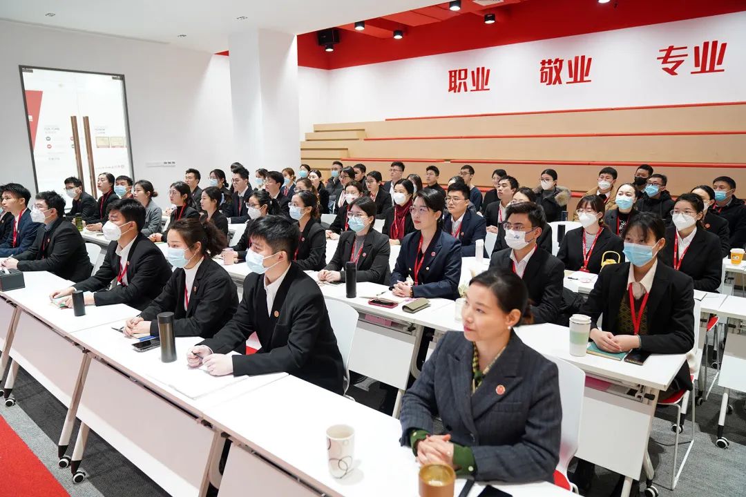 東方龍商務新年第一場招商培訓！收心歸位謀開局，凝心聚力再出發(fā)！