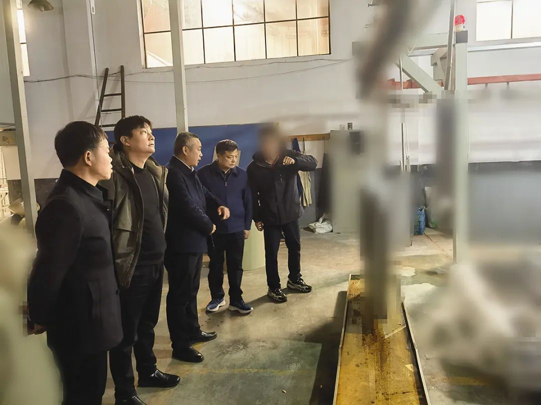 現(xiàn)代化生產線，產品暢銷海內外！湖北某地方政府實地考察品牌制熱器投資選址項目