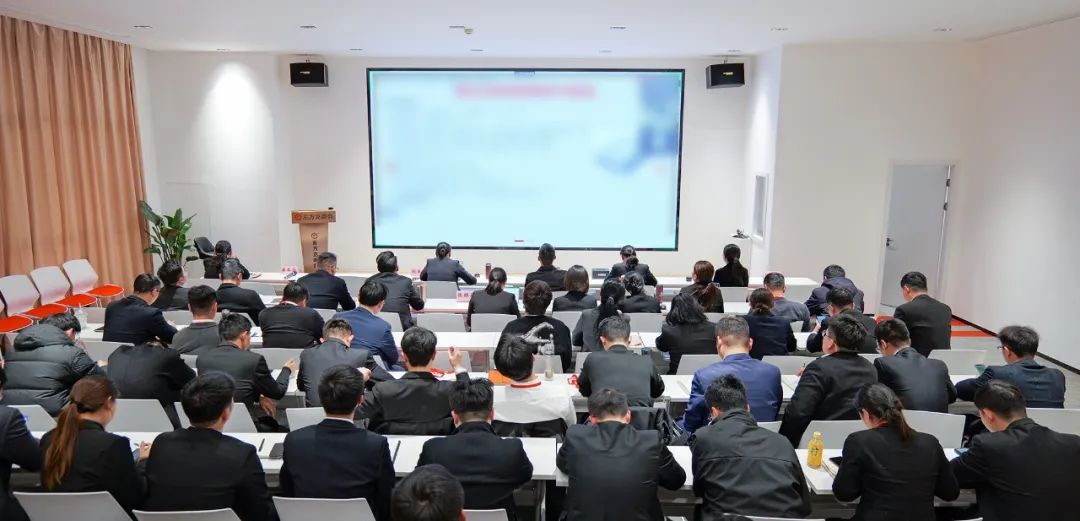 攻招商、拼項目、優(yōu)服務(wù)，捍衛(wèi)行業(yè)龍頭地位！3月中旬，集團(tuán)共43個優(yōu)質(zhì)投資選址項目通過評估
