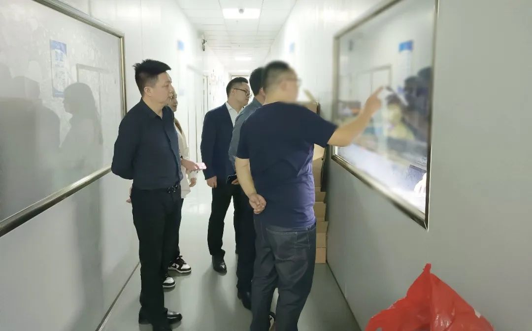 研發(fā)實力雄厚，客戶訂單穩(wěn)定！湖南某地方政府實地對接高規(guī)格背光源生產(chǎn)擴建投資選址項目
