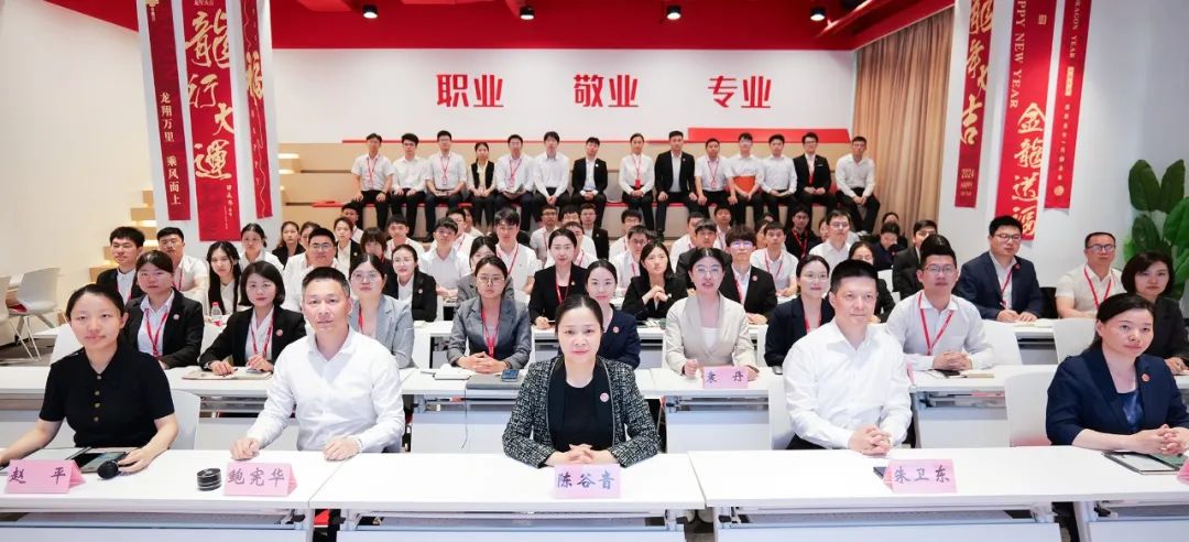 項目開發(fā)快馬加鞭，招商引資滿弦拉弓！5月中旬，集團共39個優(yōu)質(zhì)投資選址項目通過評估