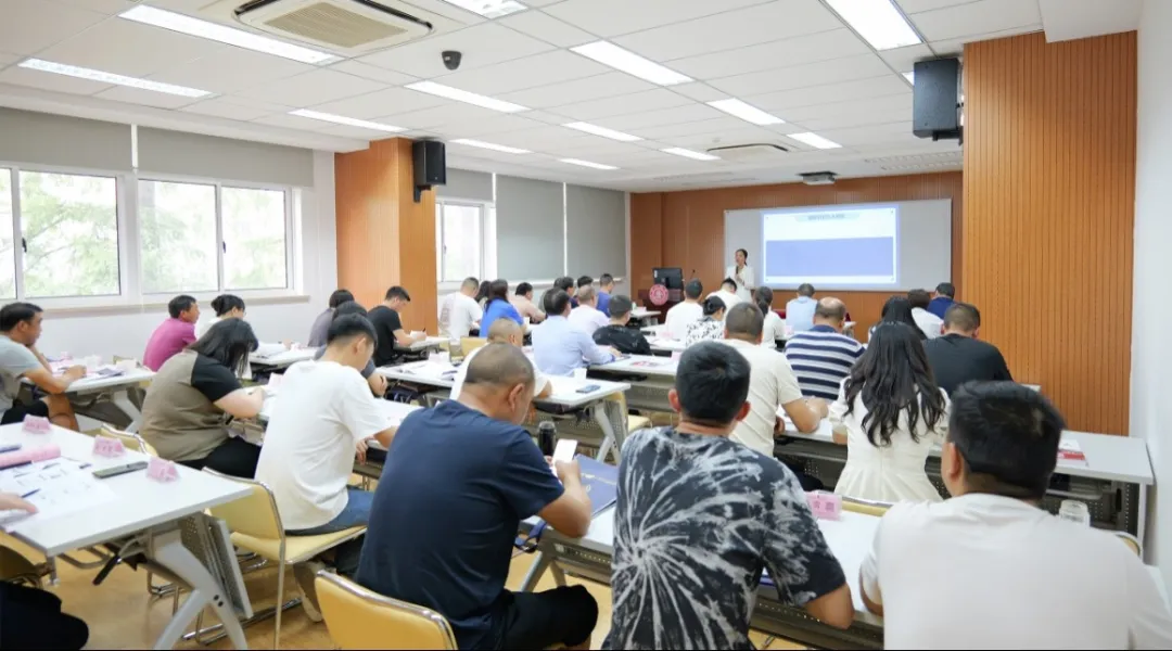 集團董事長/CEO陳谷音應(yīng)邀做客上海交通大學(xué)，為云南省魯?shù)榭h鄉(xiāng)村振興干部50人團做專業(yè)招商實戰(zhàn)培訓(xùn)！