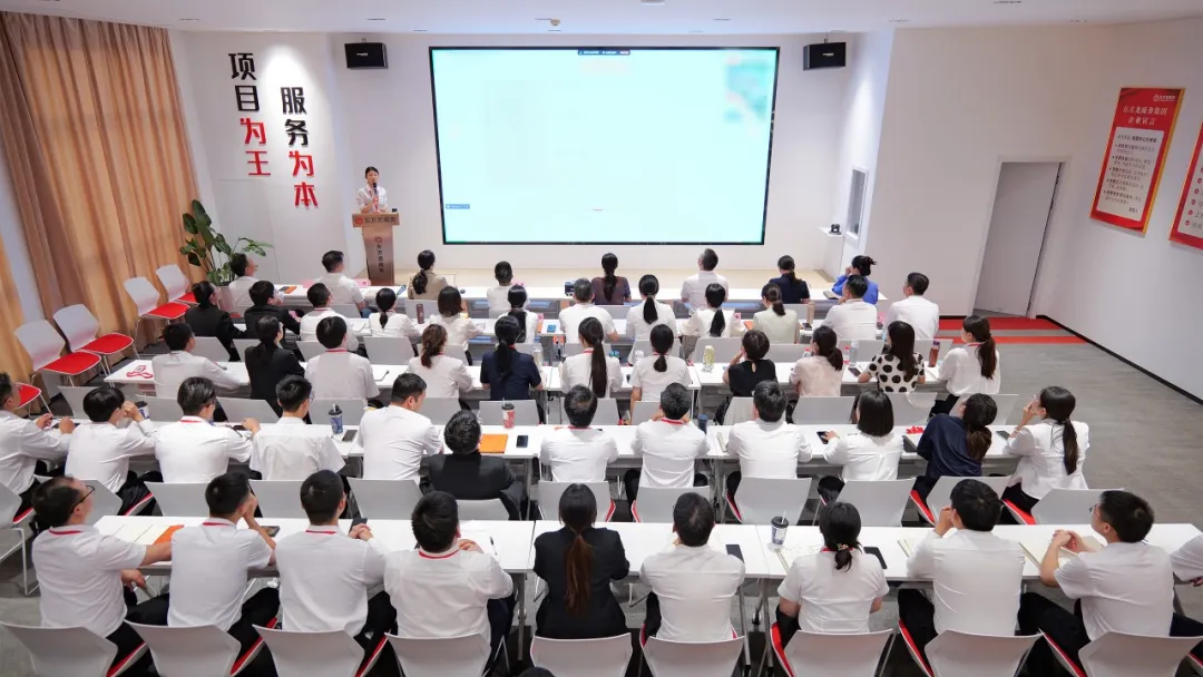 無懼高溫“烤”驗(yàn)，催化項(xiàng)目落地火熱進(jìn)行時(shí)！7月下旬，集團(tuán)共37個(gè)優(yōu)質(zhì)投資選址項(xiàng)目通過評(píng)估