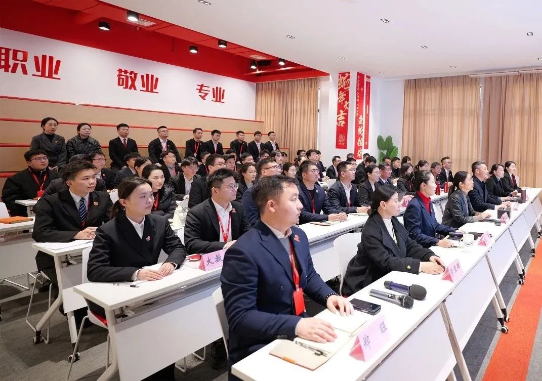 錨定戰(zhàn)略方向，攻堅“國五上頭外”優(yōu)質項目！3月上旬，集團共33個優(yōu)質投資選址項目通過評估